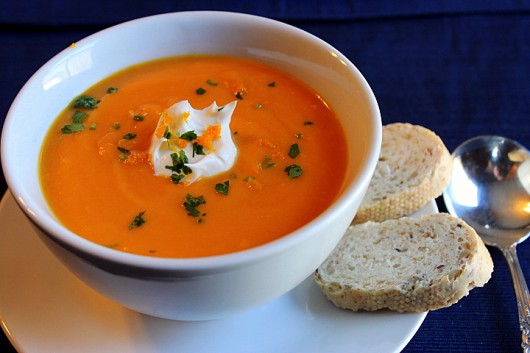 https://www.agardenforthehouse.com/wp-content/uploads/2015/03/carrot-soup-and-dining-room-115-Copy-530x353.jpg